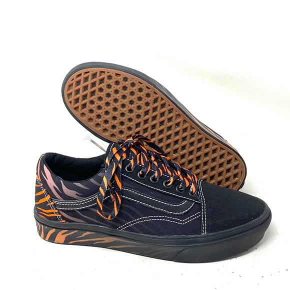 VANS ComfyCush Old Skool Canvas Black Orange Low Shoes Skate For Men VN0A5DYC9KH - Picture 7 of 9